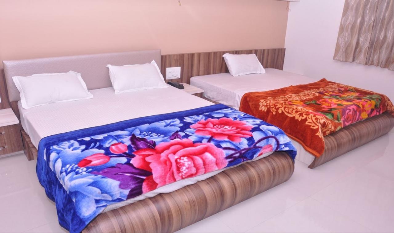 Hotel Amar Palace Ābu Road Екстериор снимка